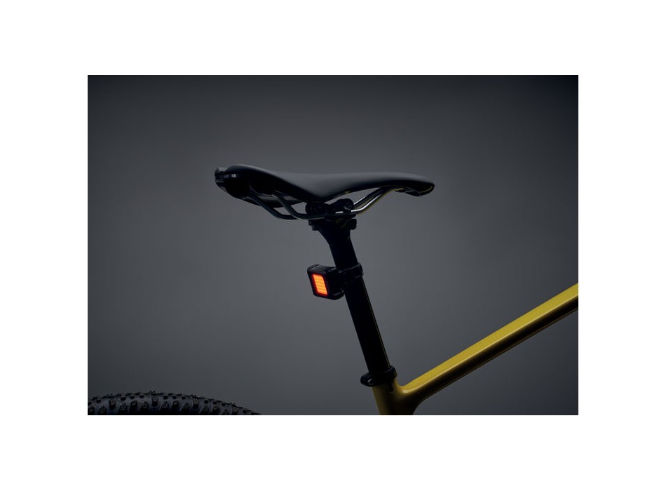 BLIGHT - Set di luci per bicicletta rica FullGadgets.com