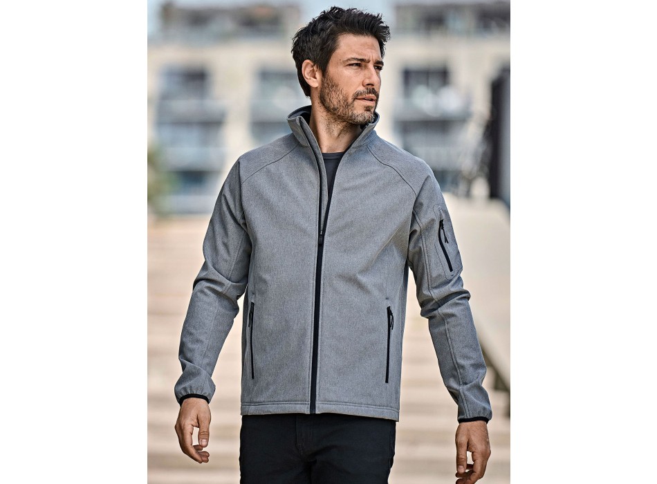 Lightweight Performance Softshell FullGadgets.com