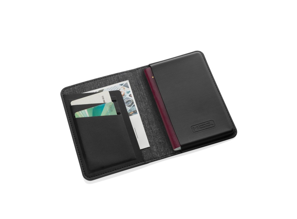 Porta passaportoTrackmate rintracciabile in rPET RCS FullGadgets.com