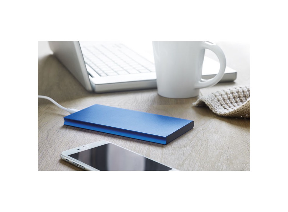 POWERFLAT8 - Power Bank da 8000 mAh FullGadgets.com